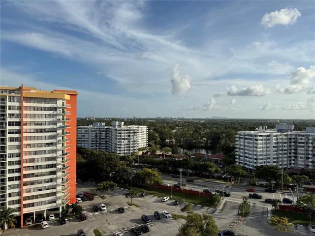 1301 NE Miami Gardens Dr # 1515W, Miami FL 33179