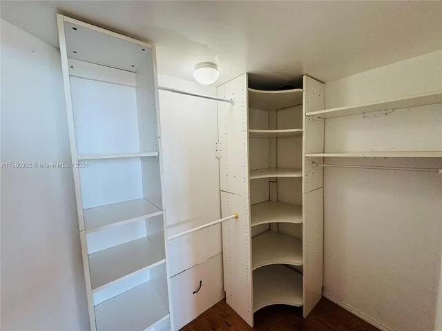 1301 NE Miami Gardens Dr # 1515W, Miami FL 33179