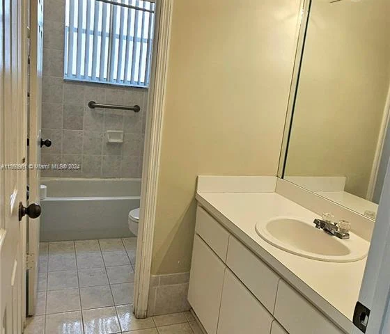 13160 NW 7th Ter, Miami FL 33182