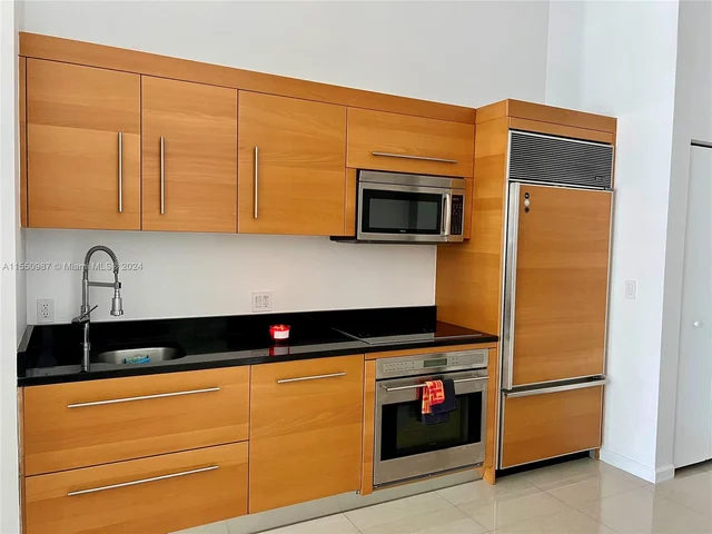 475 Brickell Ave # 1410, Miami FL 33131