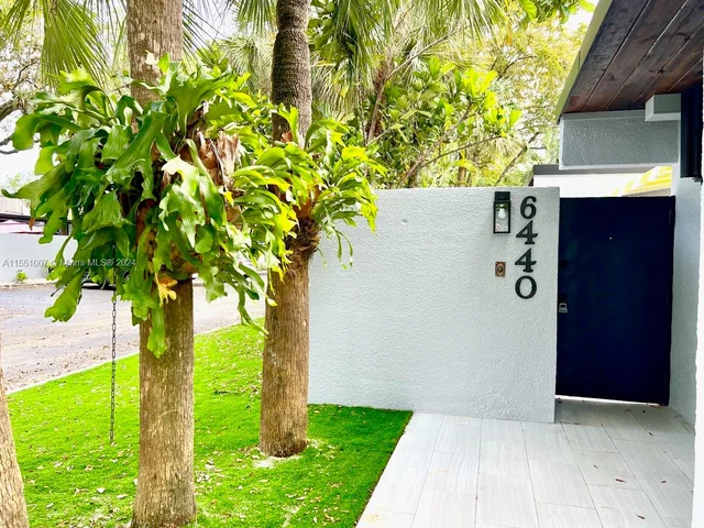 6440 Windmill Gate Rd # 6440, Miami Lakes FL 33014