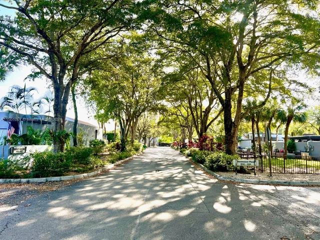 6440 Windmill Gate Rd # 6440, Miami Lakes FL 33014