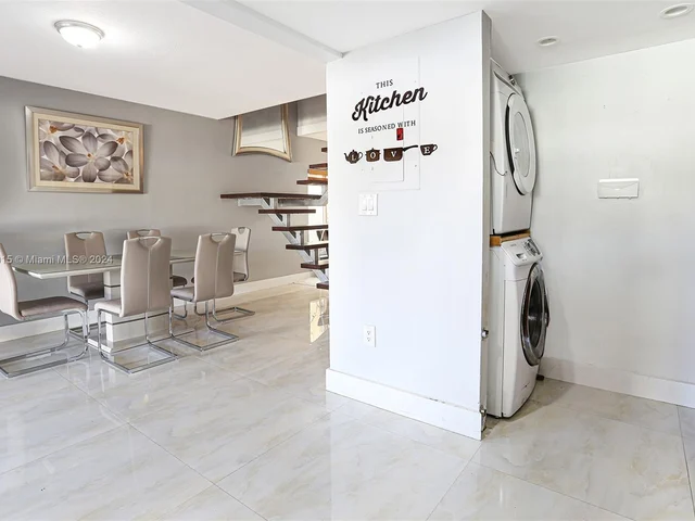 1611 SW 124th Pl Concourse # 123, Miami FL 33175