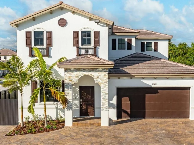 13265 SW 234 ST, Miami FL 33032