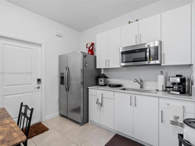 13265 SW 234 ST, Miami FL 33032