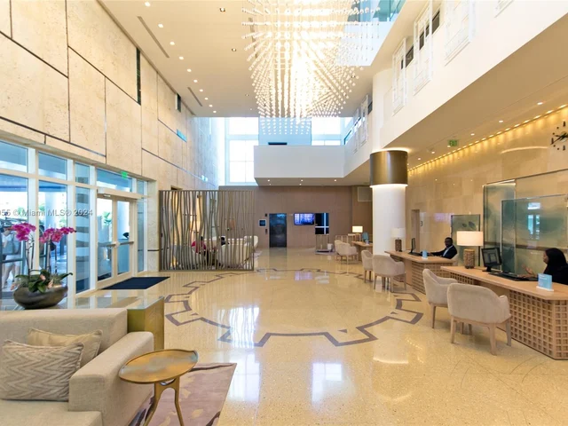 6899 Collins Ave # 2804, Miami Beach FL 33141