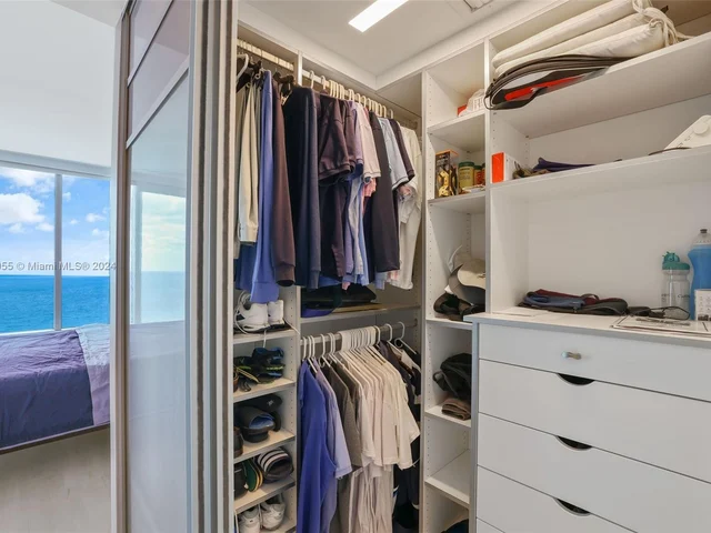 6899 Collins Ave # 2804, Miami Beach FL 33141