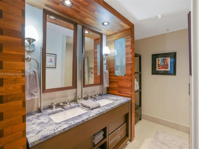 6899 Collins Ave # 2804, Miami Beach FL 33141