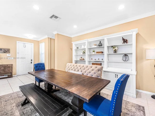 5862 NW 120th Ter, Coral Springs FL 33076