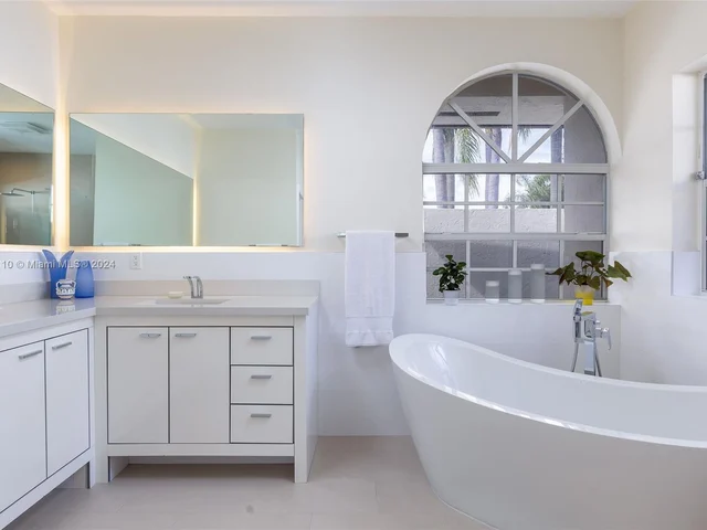 11153 SW 145th Pl, Miami FL 33186