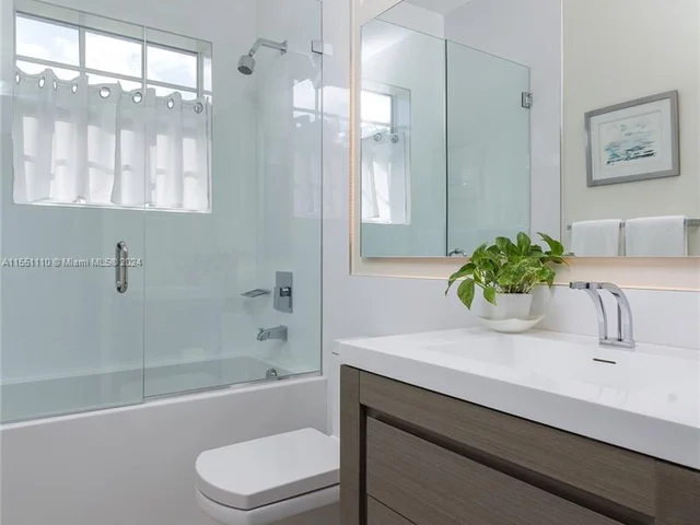 11153 SW 145th Pl, Miami FL 33186