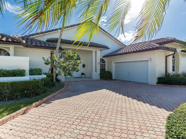 11153 SW 145th Pl, Miami FL 33186