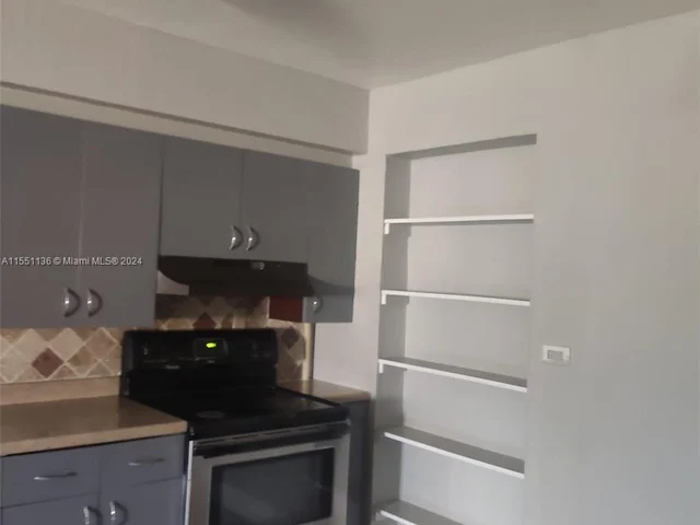 2616 NW 65th Ave, Margate FL 33063