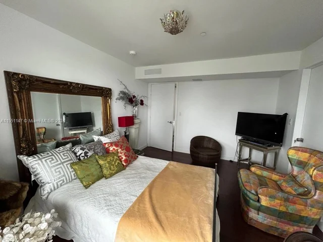 155 N Shore Dr # 155, Miami Beach FL 33141