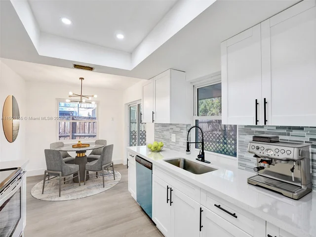 2640 NW 47th Ave, Lauderhill FL 33313