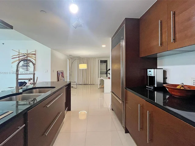 495 Brickell Ave # 520, Miami FL 33131