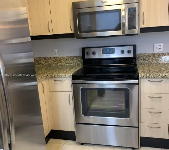 2951 S Bayshore Dr # 405, Miami FL 33133