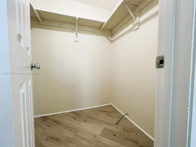 327 Gulfstream Rd, Dania Beach FL 33004