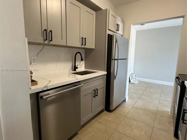 1414 NE 12th St # 1414, Fort Lauderdale FL 33304