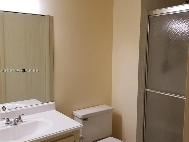 369 Lakeview Dr # 204, Weston FL 33326