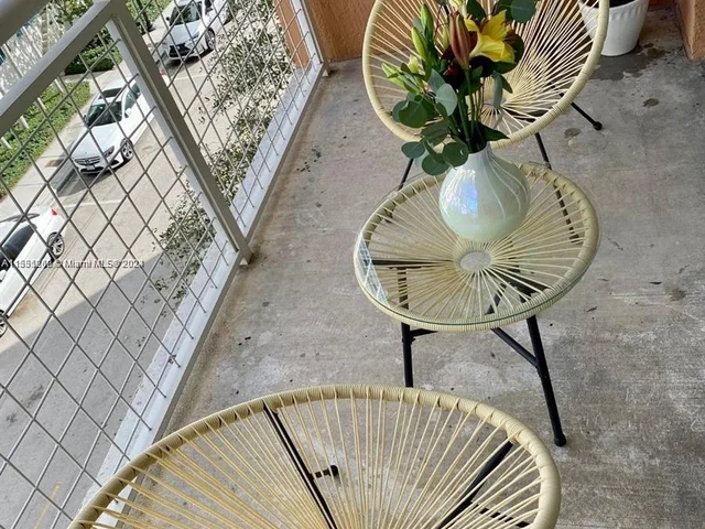 2001 Biscayne Blvd # 2306, Miami FL 33137