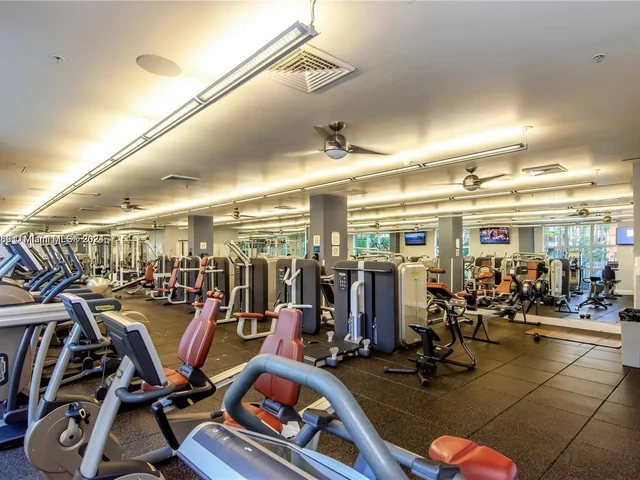 2001 Biscayne Blvd # 2306, Miami FL 33137