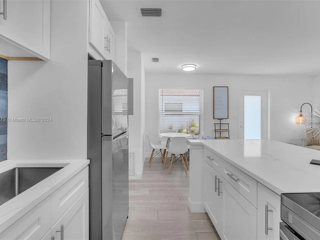 1732 NE 56th Ct # 2, Fort Lauderdale FL 33334