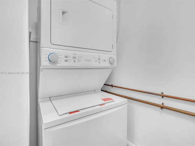 1732 NE 56th Ct # 2, Fort Lauderdale FL 33334