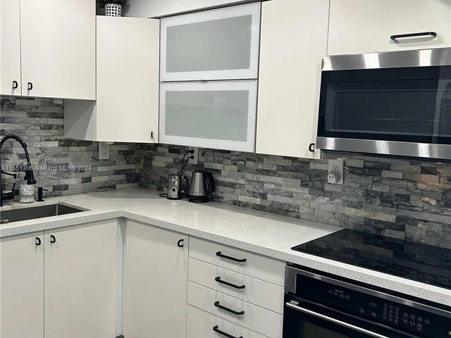 851 Three Islands Blvd # 208, Hallandale Beach FL 33009