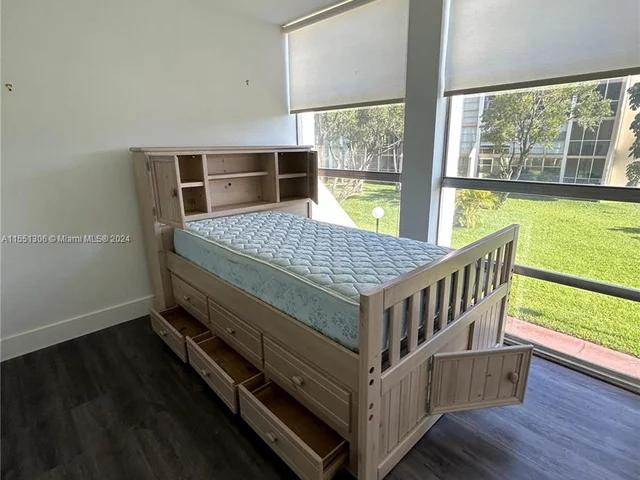 851 Three Islands Blvd # 208, Hallandale Beach FL 33009