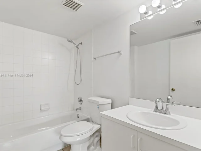 4163 N Haverhill Rd # 1219, West Palm Beach FL 33417