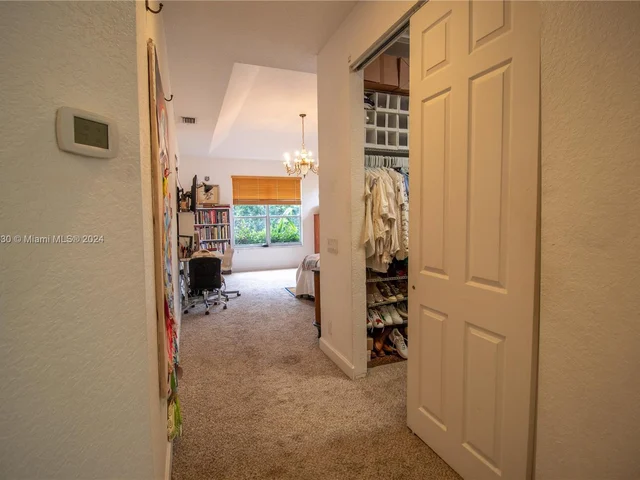 563 NW 120th Dr, Coral Springs FL 33071