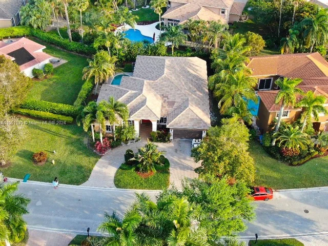 563 NW 120th Dr, Coral Springs FL 33071