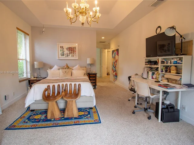 563 NW 120th Dr, Coral Springs FL 33071