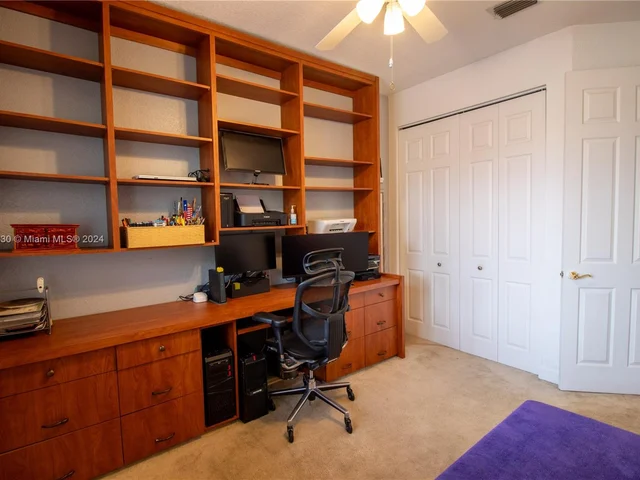 563 NW 120th Dr, Coral Springs FL 33071