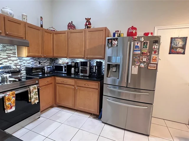 1741 SW 85th Ave, Miramar FL 33025