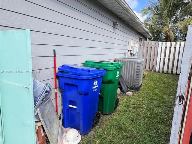 1741 SW 85th Ave, Miramar FL 33025