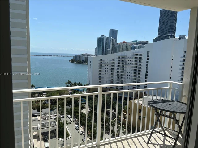 770 Claughton Island Dr # 14, Miami FL 33131