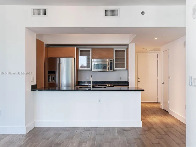 951 Brickell Ave # 1711, Miami FL 33131