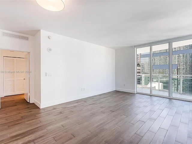 951 Brickell Ave # 1711, Miami FL 33131