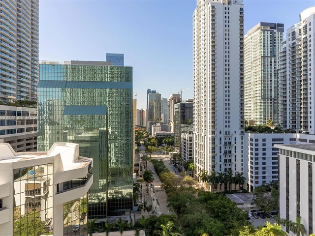 951 Brickell Ave # 1711, Miami FL 33131