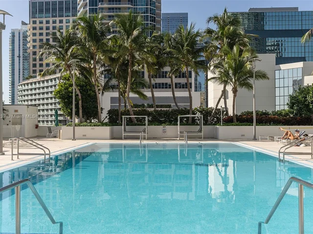 951 Brickell Ave # 1711, Miami FL 33131