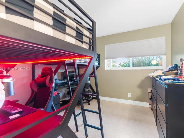 6340 NE 21st Rd, Fort Lauderdale FL 33308