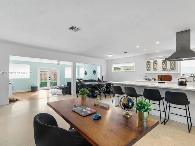 6340 NE 21st Rd, Fort Lauderdale FL 33308