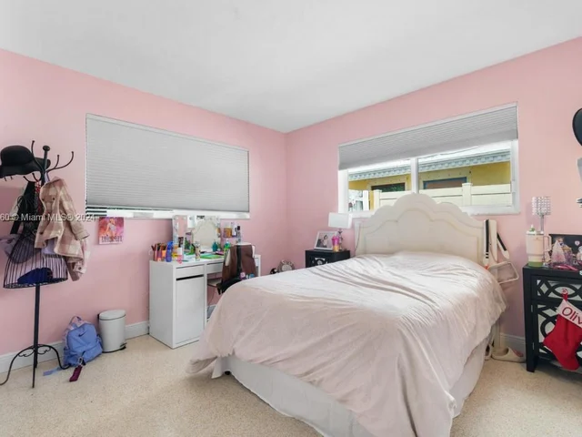 6340 NE 21st Rd, Fort Lauderdale FL 33308