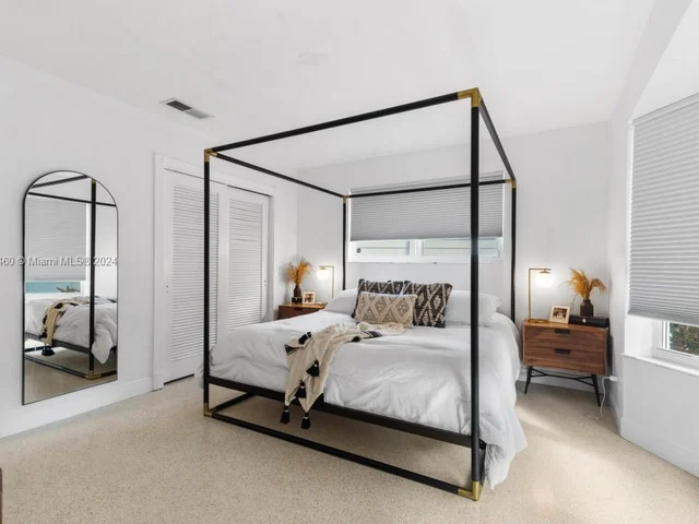 6340 NE 21st Rd, Fort Lauderdale FL 33308