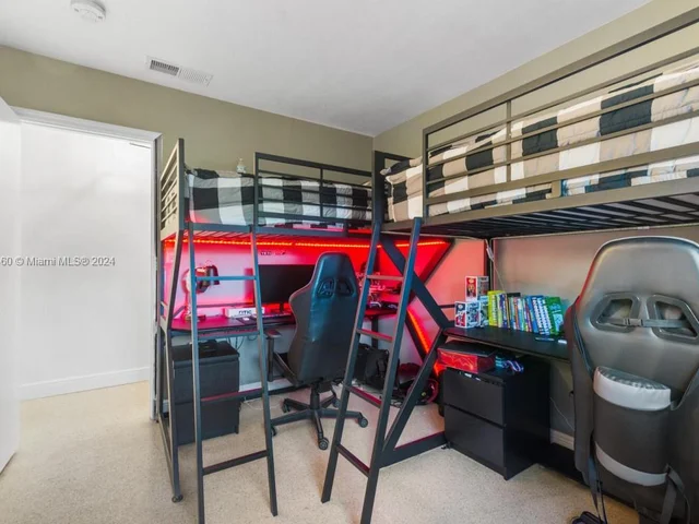 6340 NE 21st Rd, Fort Lauderdale FL 33308