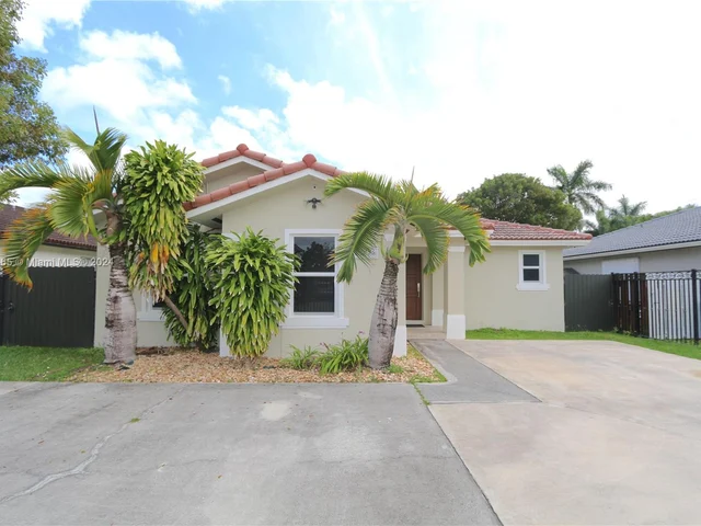 27953 SW 136th Pl, Homestead FL 33032