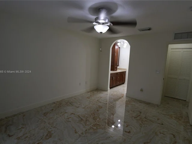 27953 SW 136th Pl, Homestead FL 33032