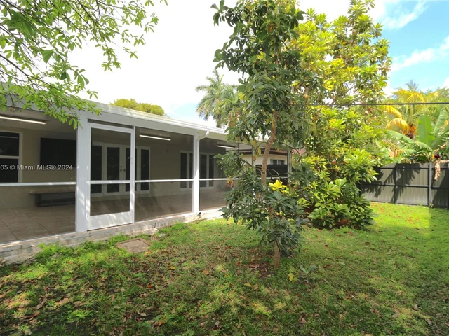 27953 SW 136th Pl, Homestead FL 33032